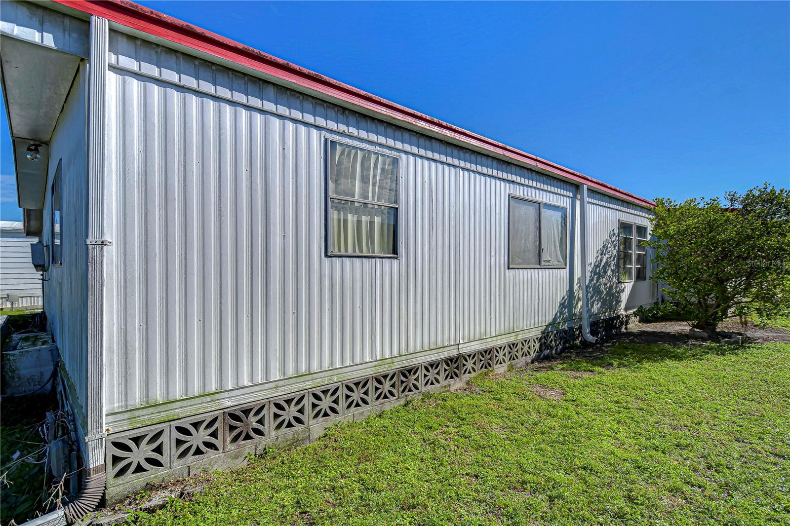 35045 DALE AVE, ZEPHYRHILLS, FL, 33541