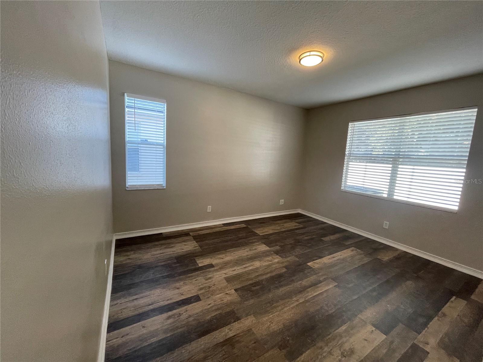 8022 TERRACE RIDGE DR, TEMPLE TERRACE, FL, 33637