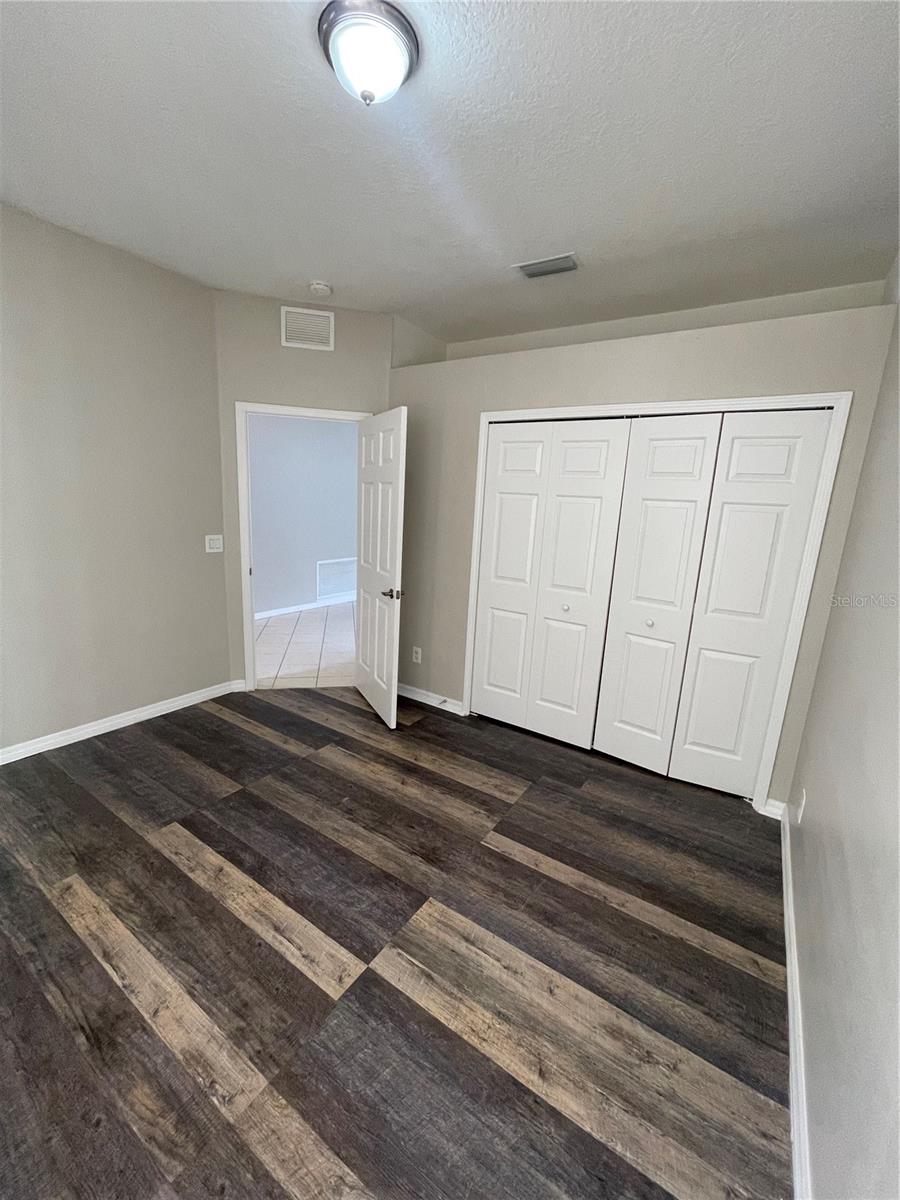 8022 TERRACE RIDGE DR, TEMPLE TERRACE, FL, 33637