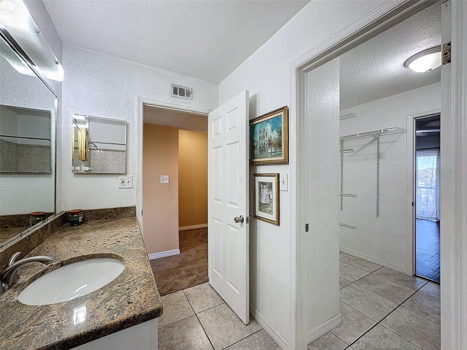 9201 TUDOR DR #C212, TAMPA, FL, 33615