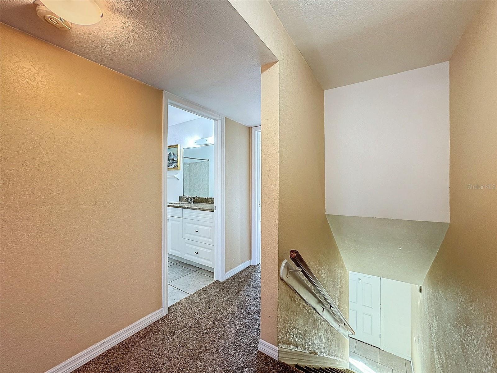 9201 TUDOR DR #C212, TAMPA, FL, 33615
