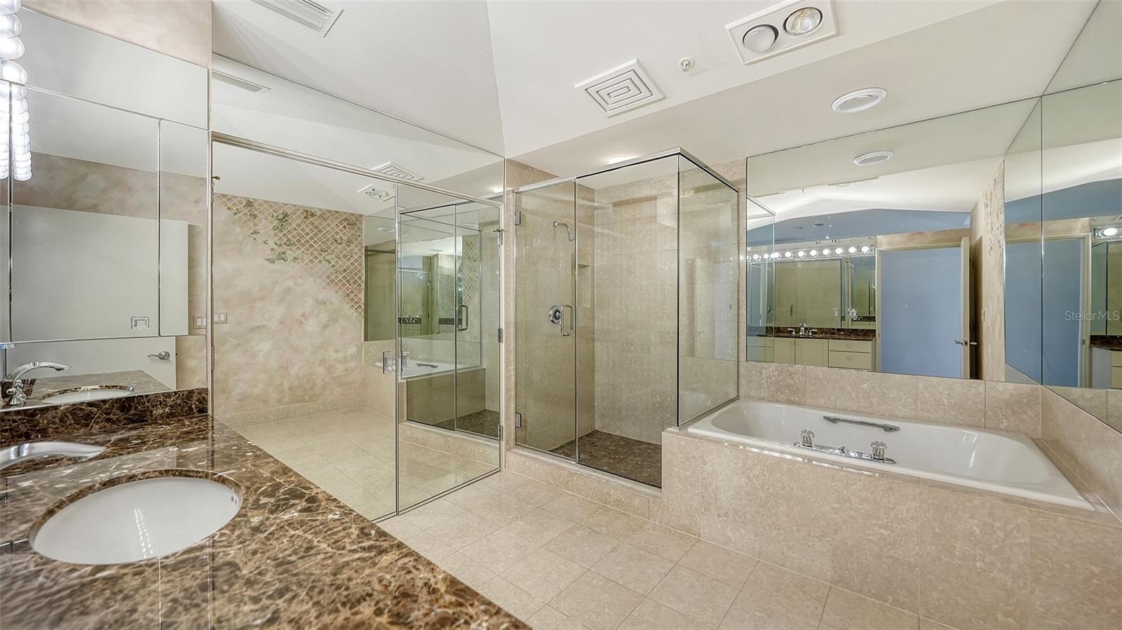 3010 GRAND BAY BLVD #493, LONGBOAT KEY, FL, 34228