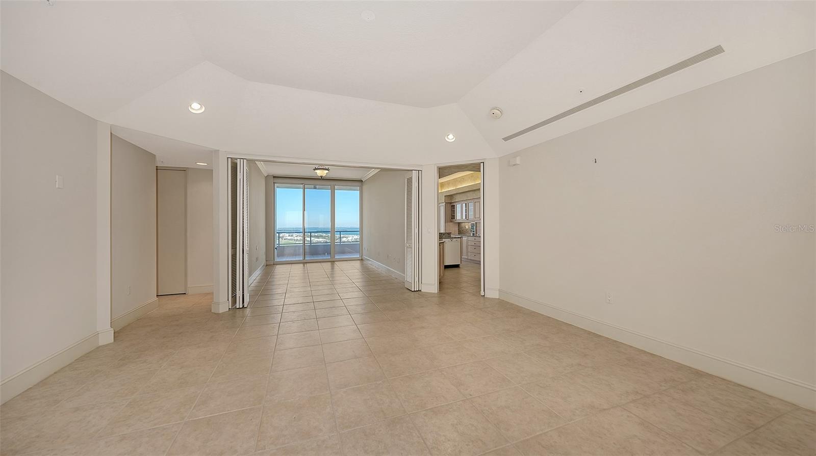 3010 GRAND BAY BLVD #493, LONGBOAT KEY, FL, 34228