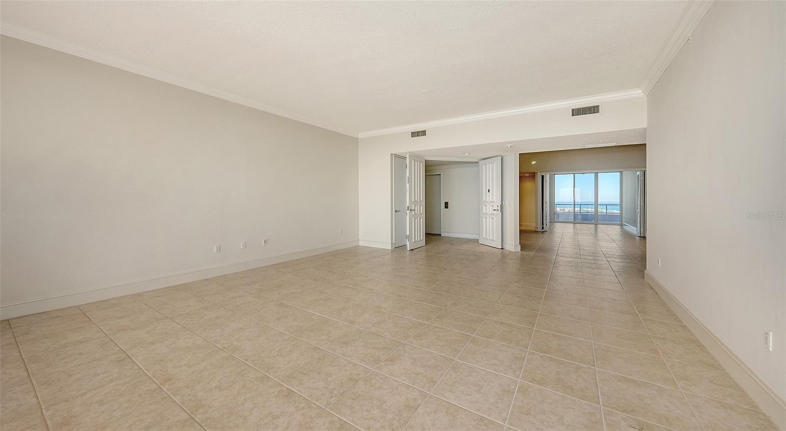 3010 GRAND BAY BLVD #493, LONGBOAT KEY, FL, 34228