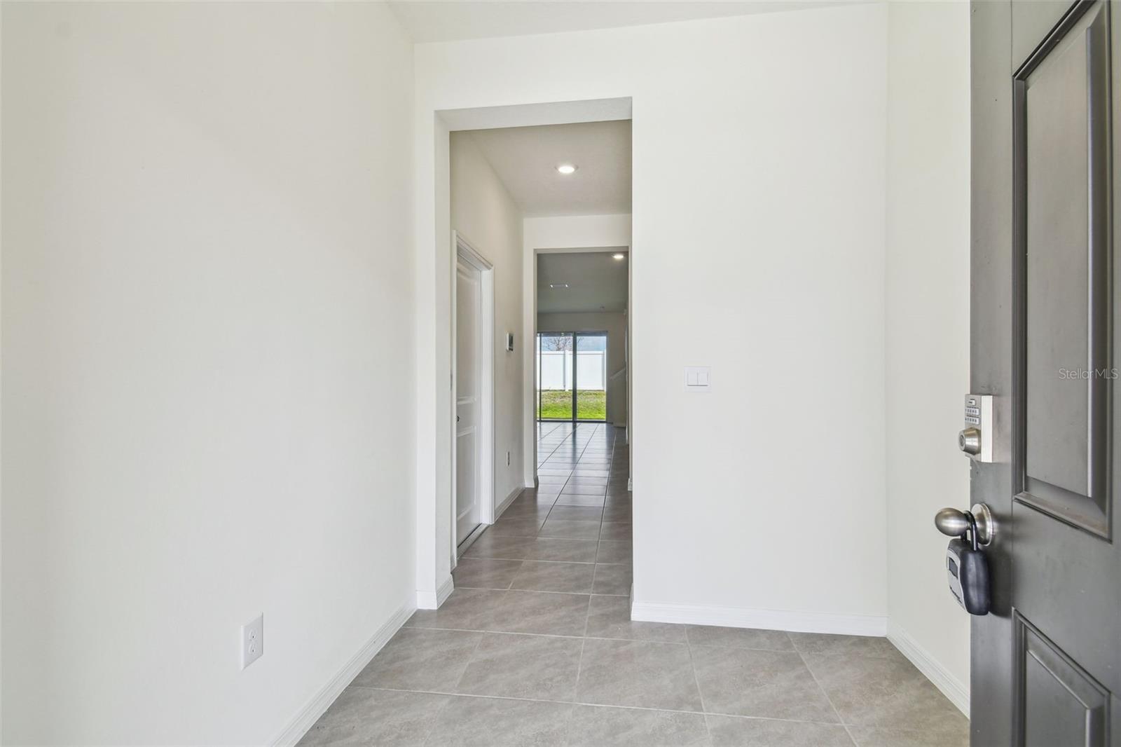 9271 ROCK HARBOUR WAY, TAMPA, FL, 33637