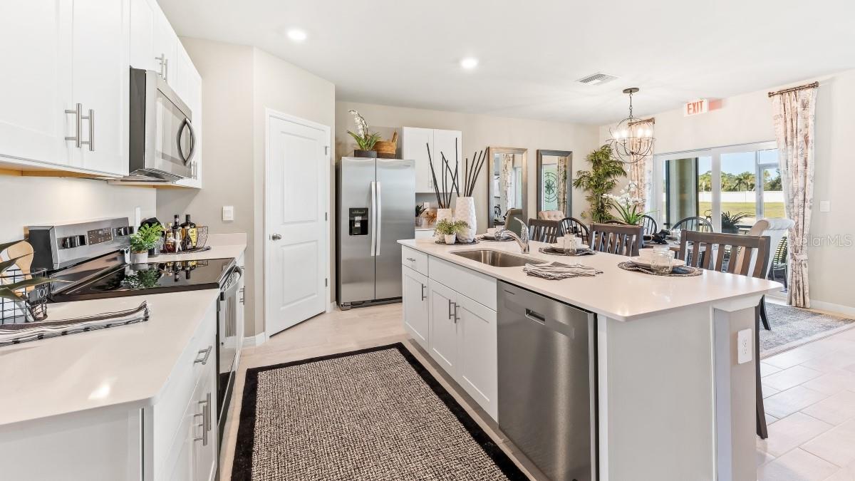 1422 POWELL VALLEY DR, PORT CHARLOTTE, FL, 33953