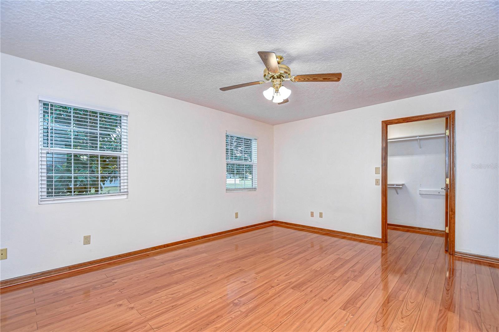 37347 DERBYSHIRE DR, ZEPHYRHILLS, FL, 33542
