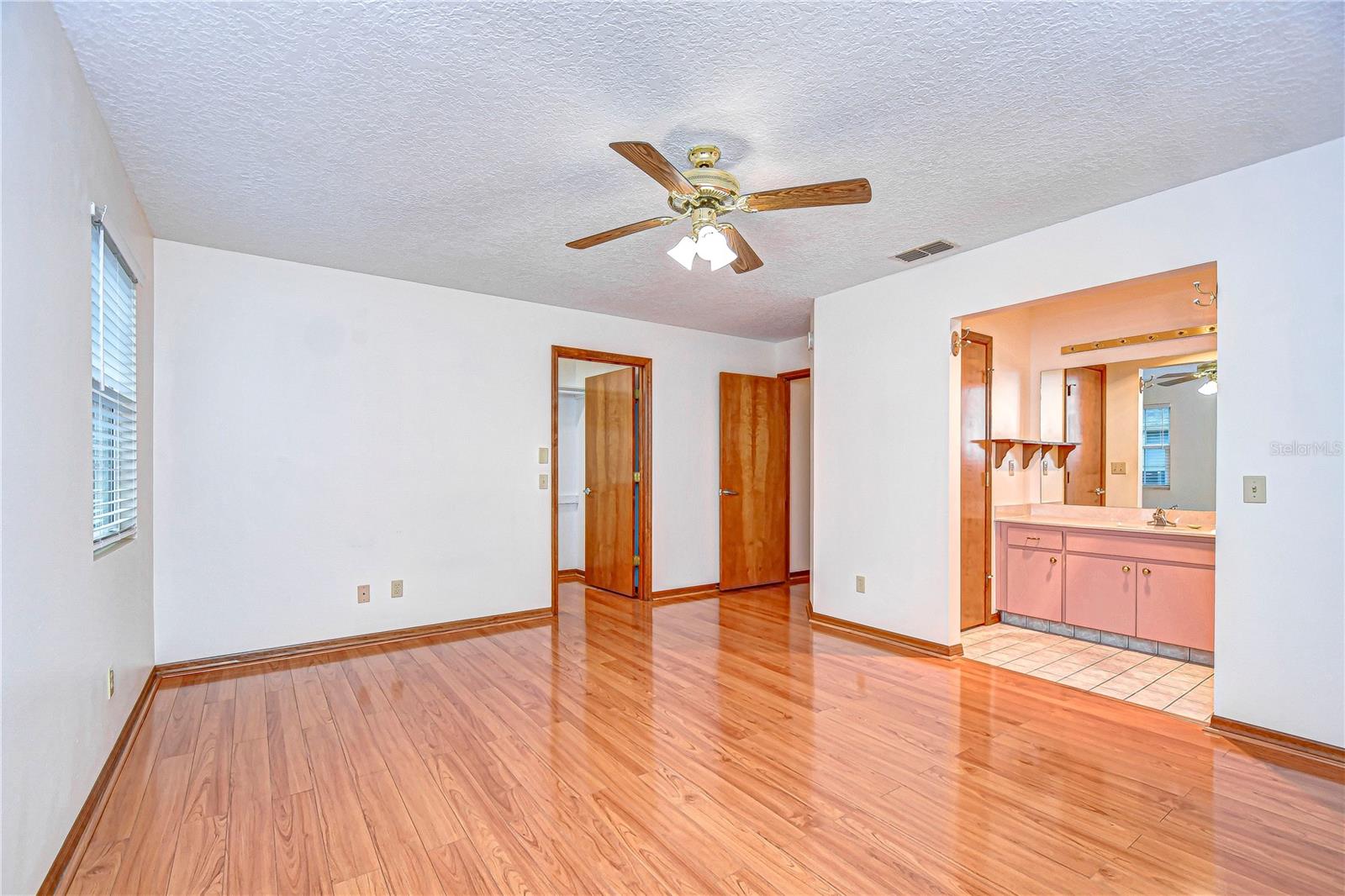 37347 DERBYSHIRE DR, ZEPHYRHILLS, FL, 33542