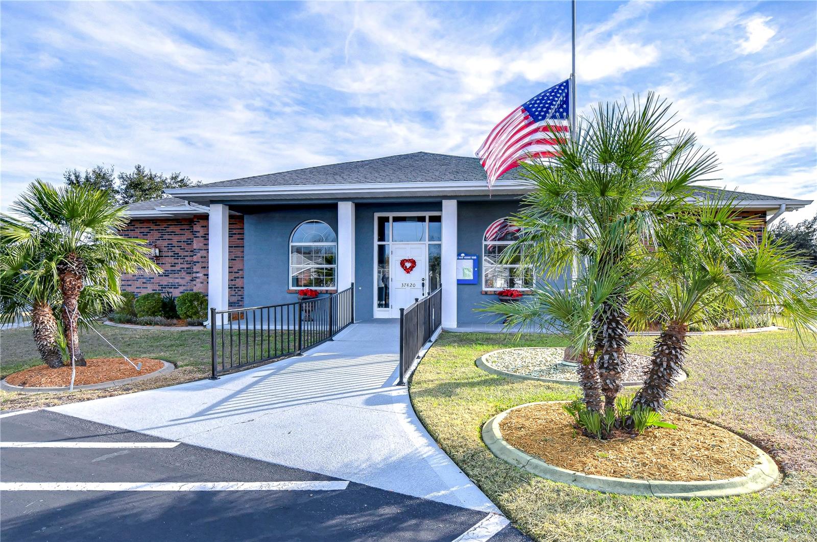 37347 DERBYSHIRE DR, ZEPHYRHILLS, FL, 33542