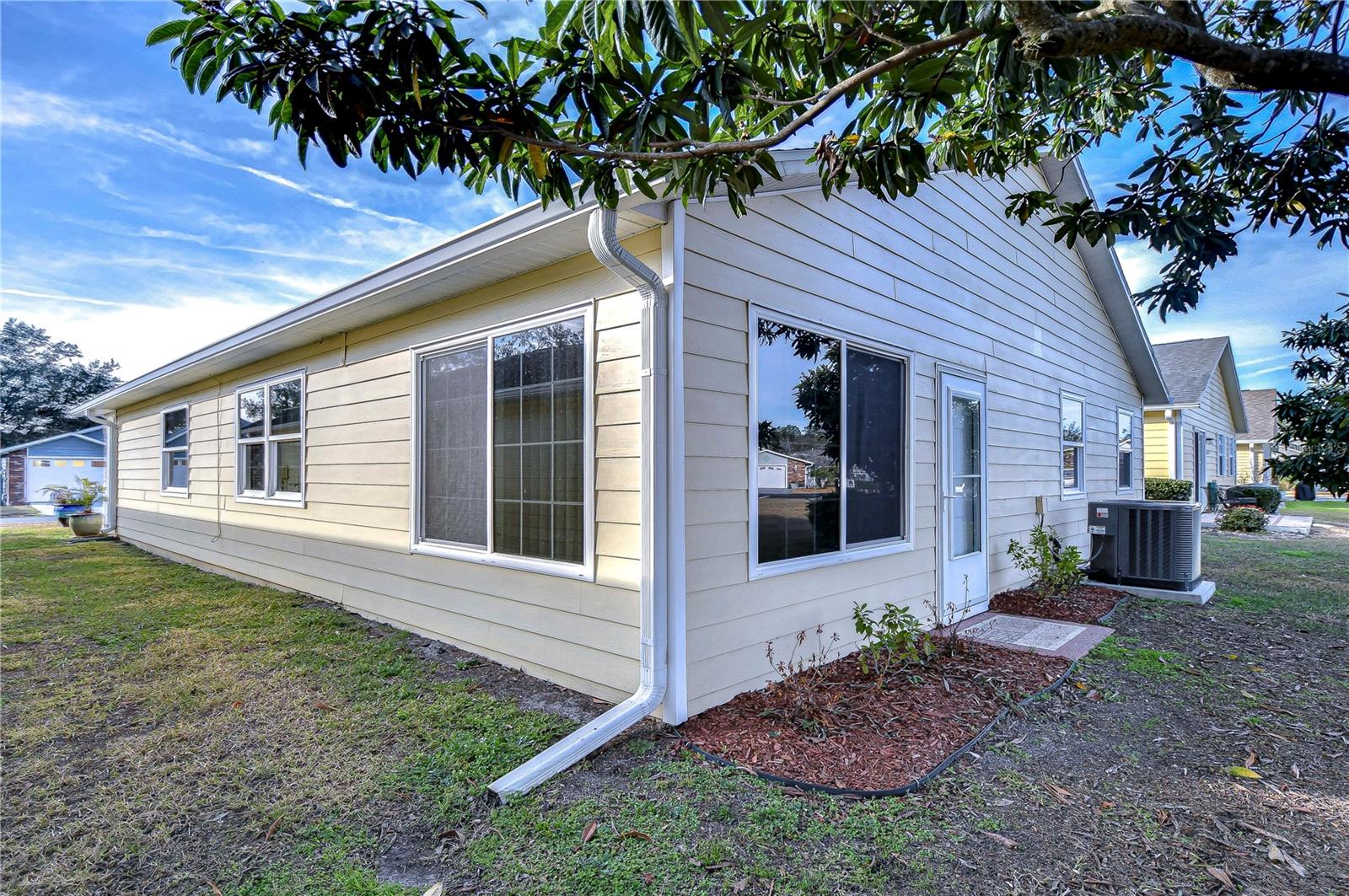 37347 DERBYSHIRE DR, ZEPHYRHILLS, FL, 33542