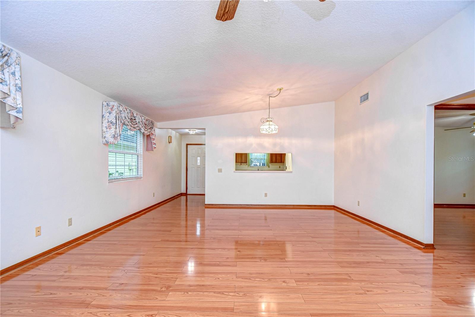 37347 DERBYSHIRE DR, ZEPHYRHILLS, FL, 33542