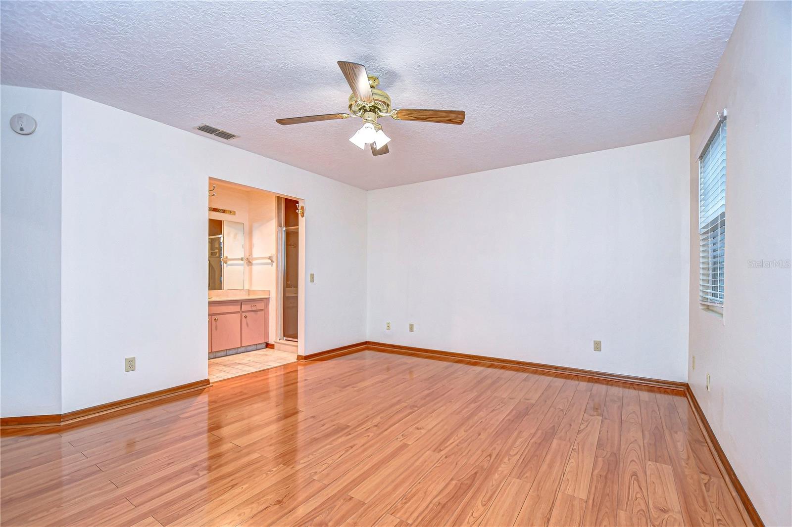 37347 DERBYSHIRE DR, ZEPHYRHILLS, FL, 33542