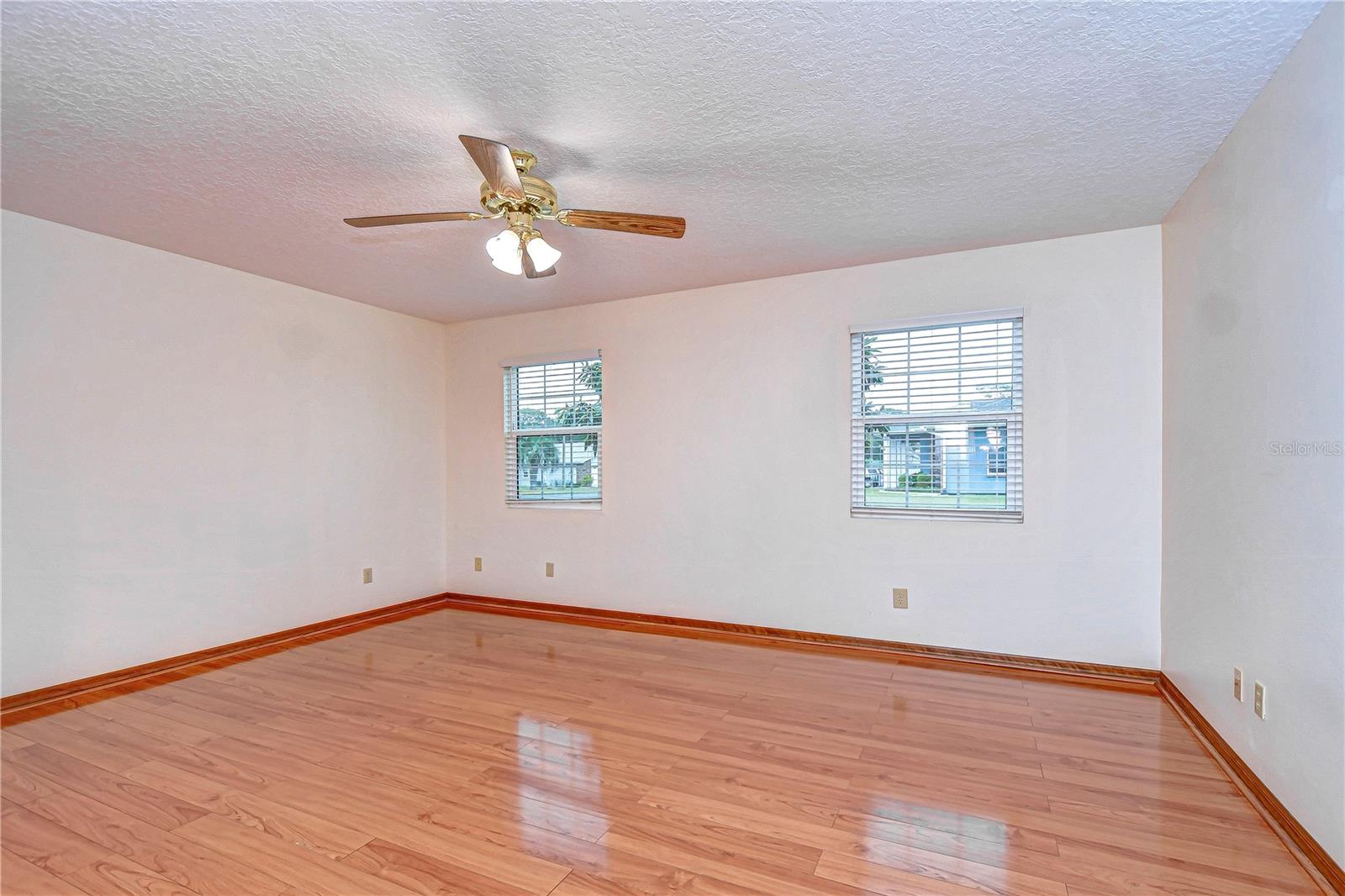 37347 DERBYSHIRE DR, ZEPHYRHILLS, FL, 33542