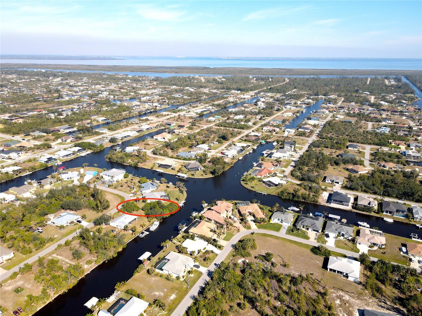 15406 BRAINBRIDGE CIR, PORT CHARLOTTE, FL, 33981