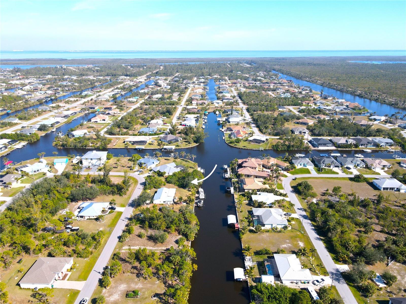 15406 BRAINBRIDGE CIR, PORT CHARLOTTE, FL, 33981
