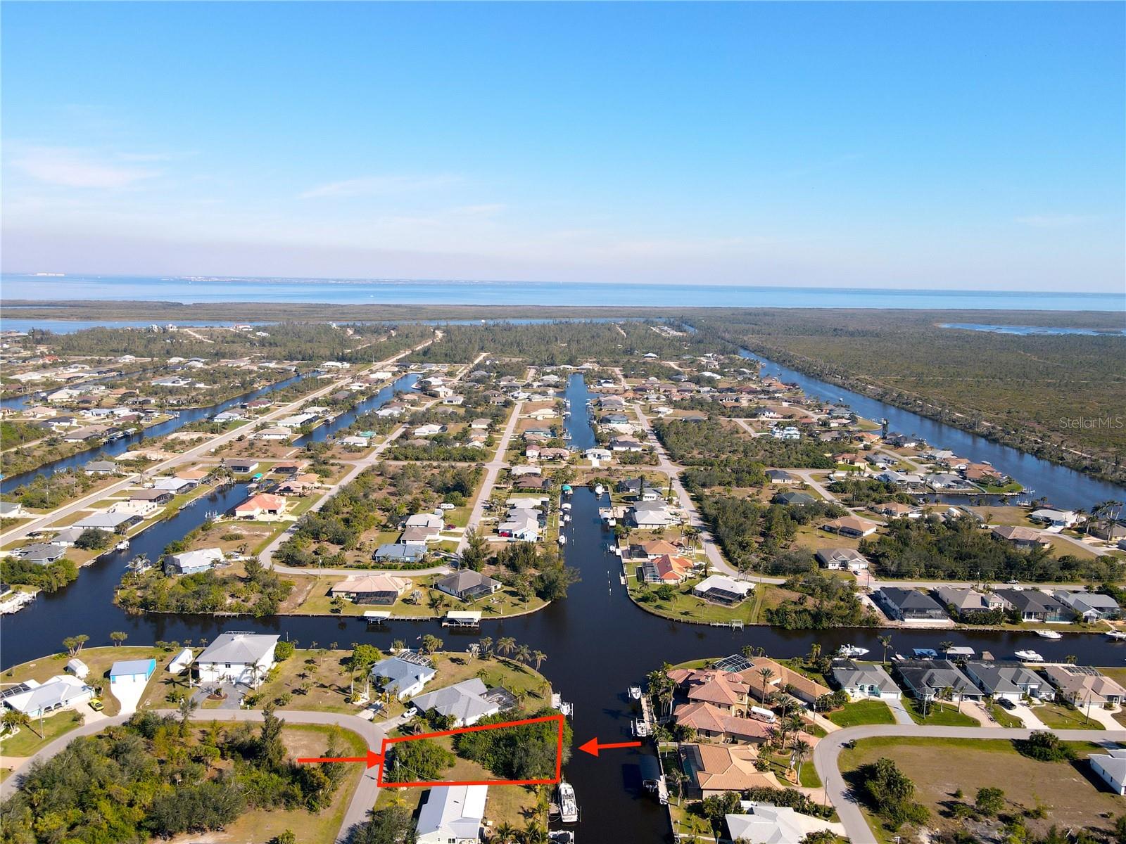 15406 BRAINBRIDGE CIR, PORT CHARLOTTE, FL, 33981