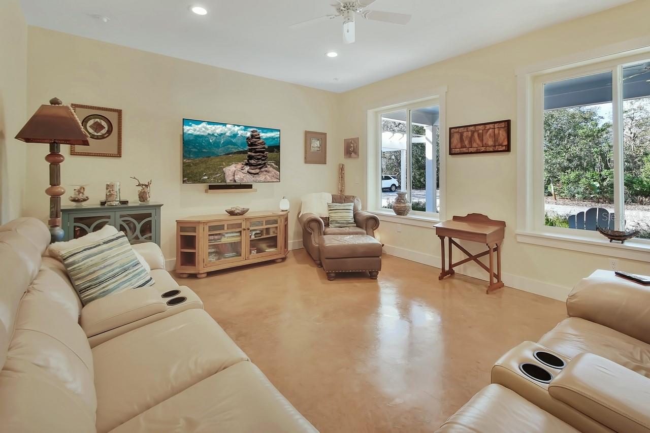 4525 OWLS NEST CT, DE LEON SPRINGS, FL, 32130