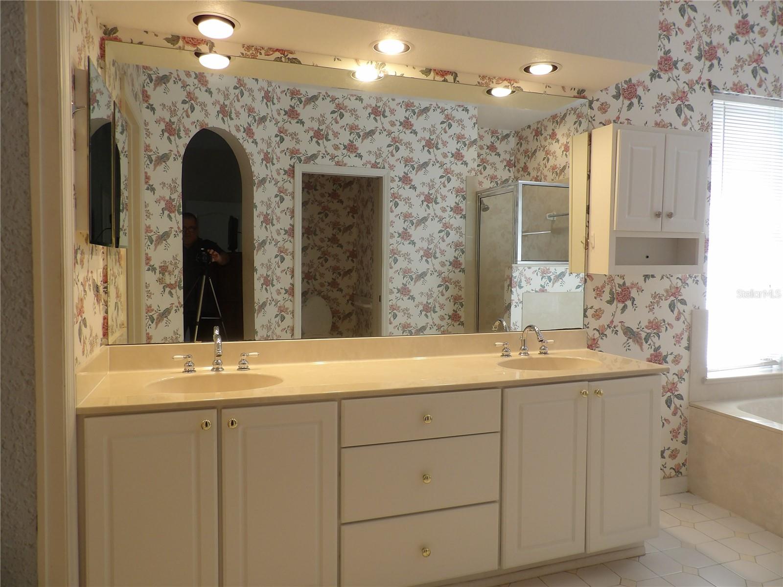 252 GOLF AIRE BLVD, WINTER HAVEN, FL, 33884