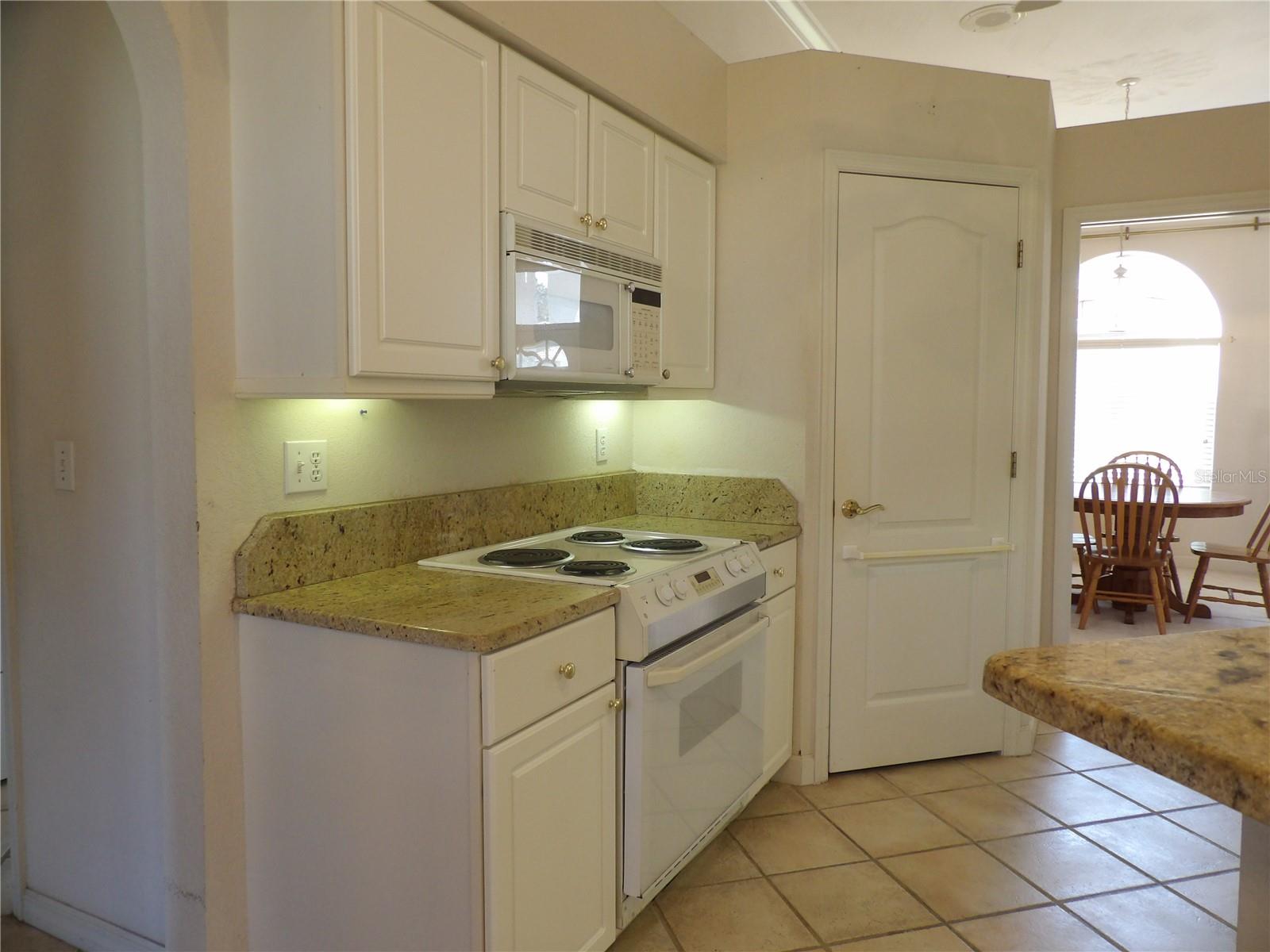 252 GOLF AIRE BLVD, WINTER HAVEN, FL, 33884