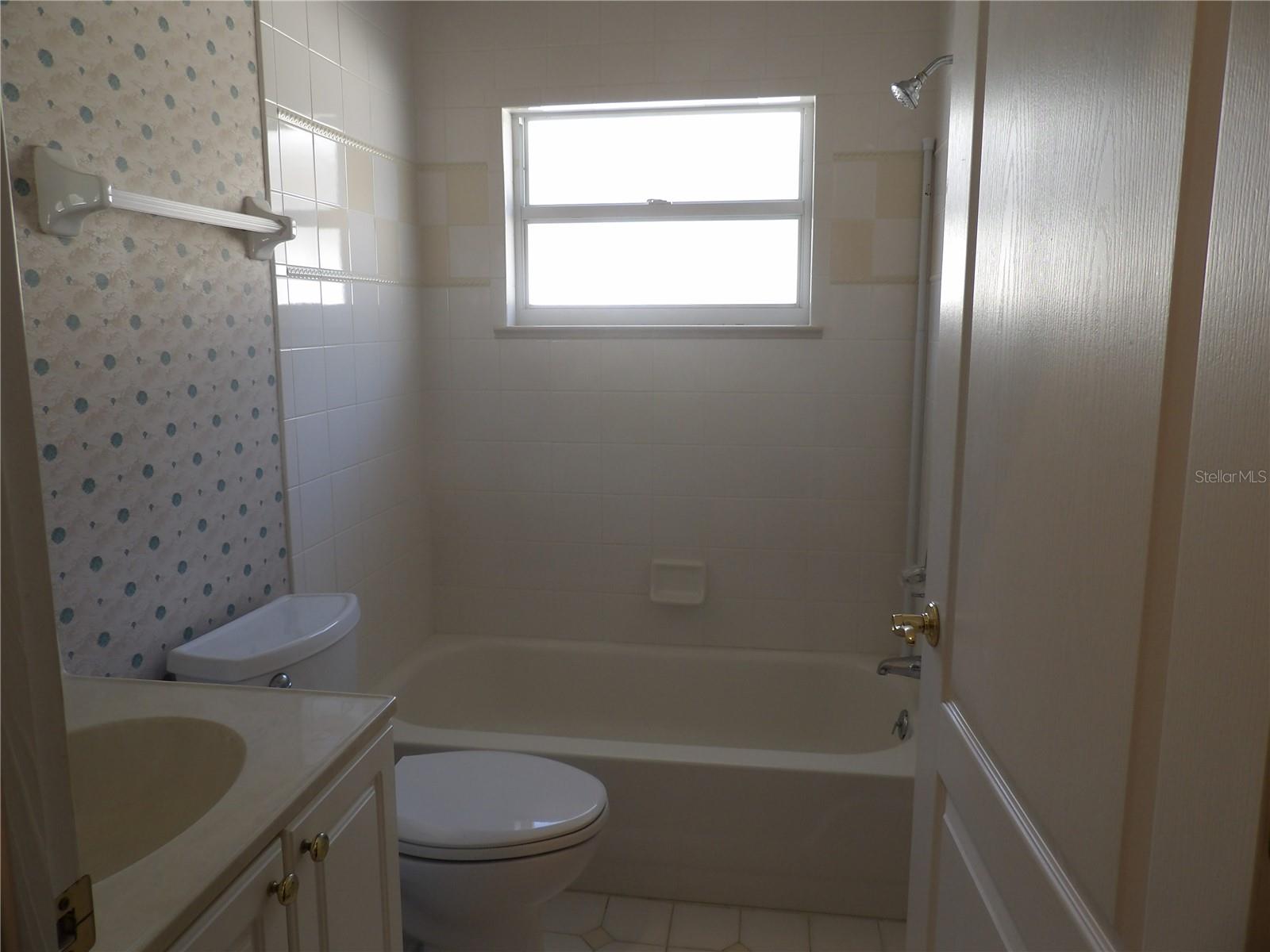 252 GOLF AIRE BLVD, WINTER HAVEN, FL, 33884