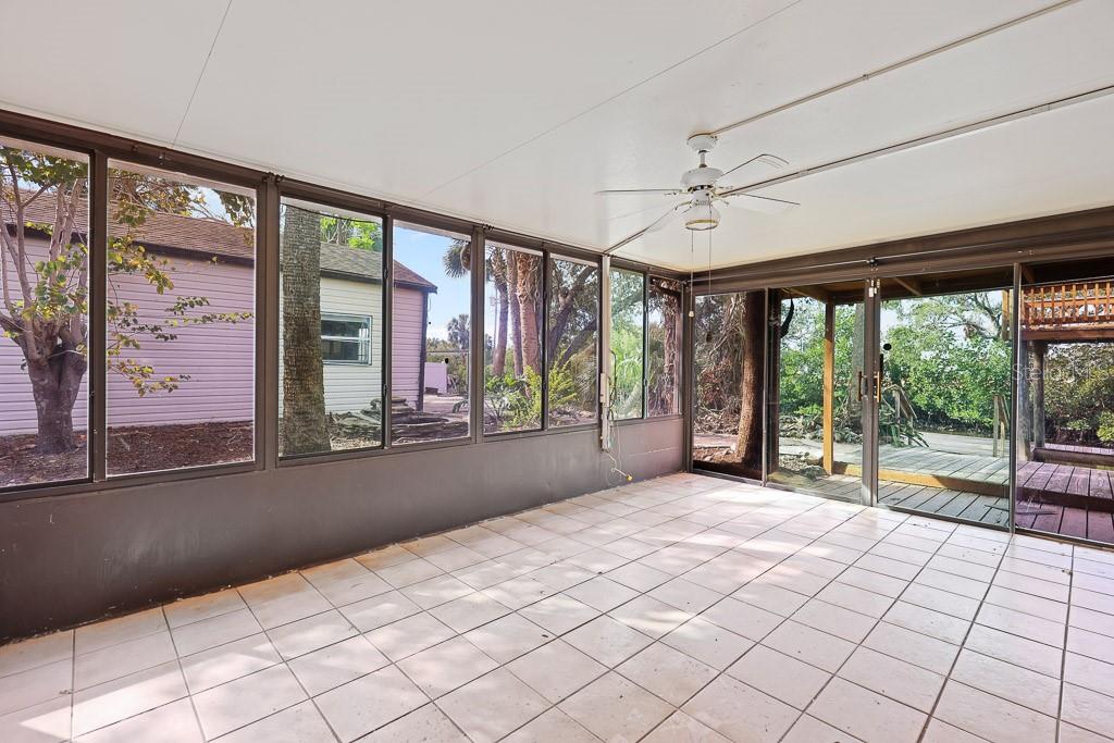 8825 OAK ST, RIVERVIEW, FL, 33578