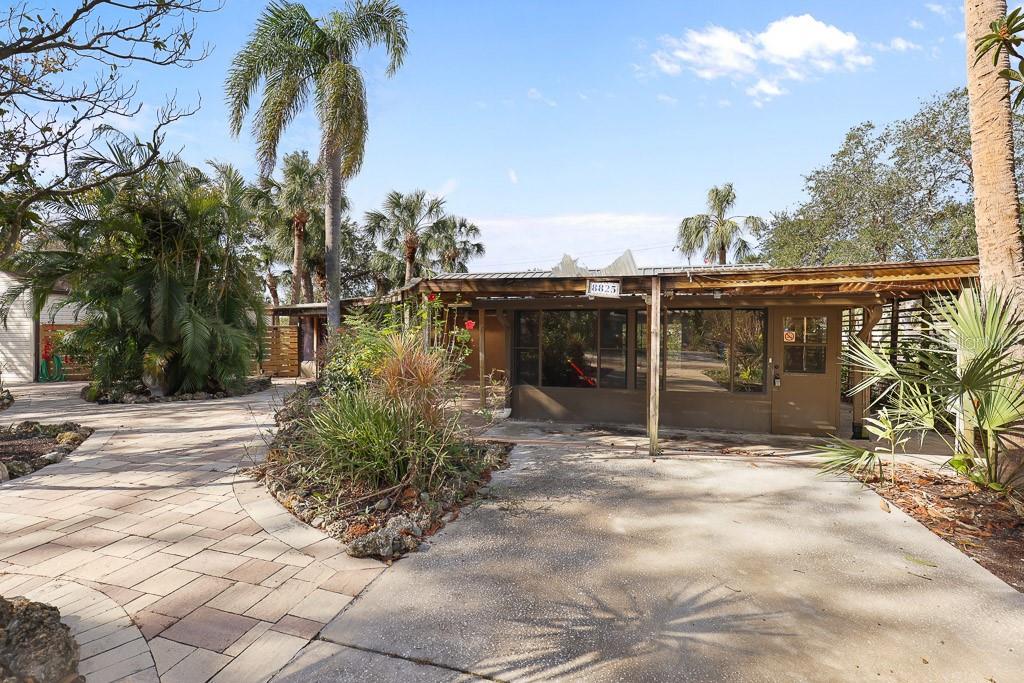 8825 OAK ST, RIVERVIEW, FL, 33578