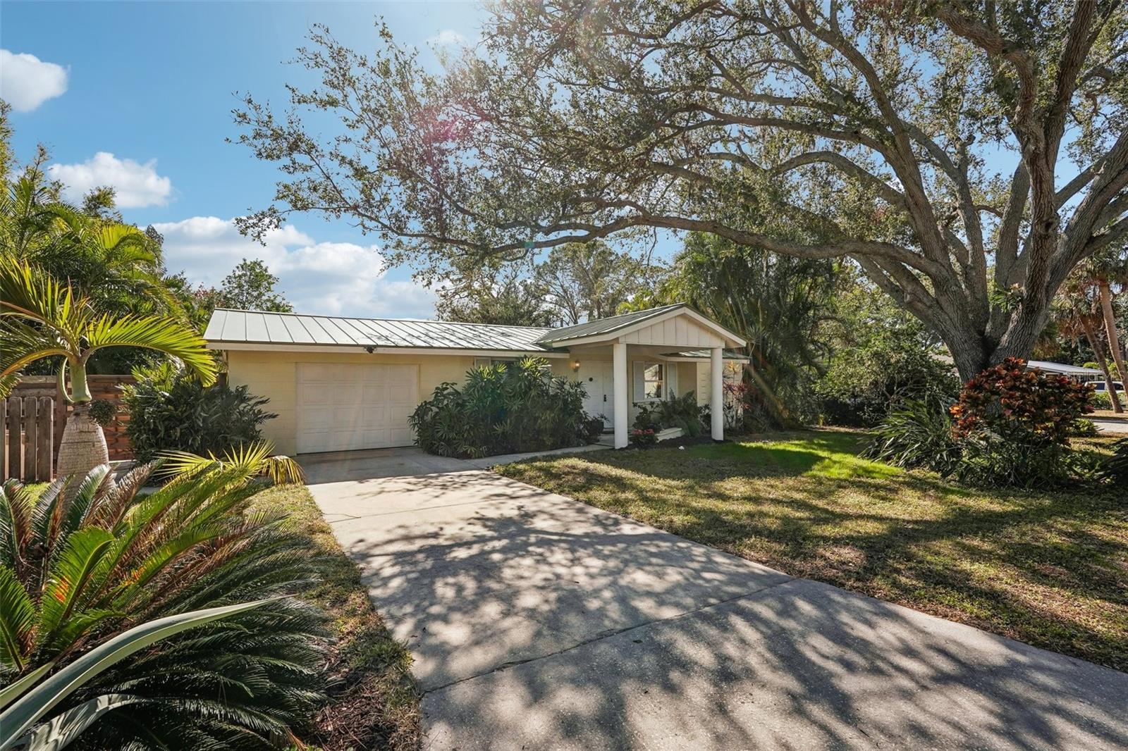 626 46TH ST, SARASOTA, FL, 34234