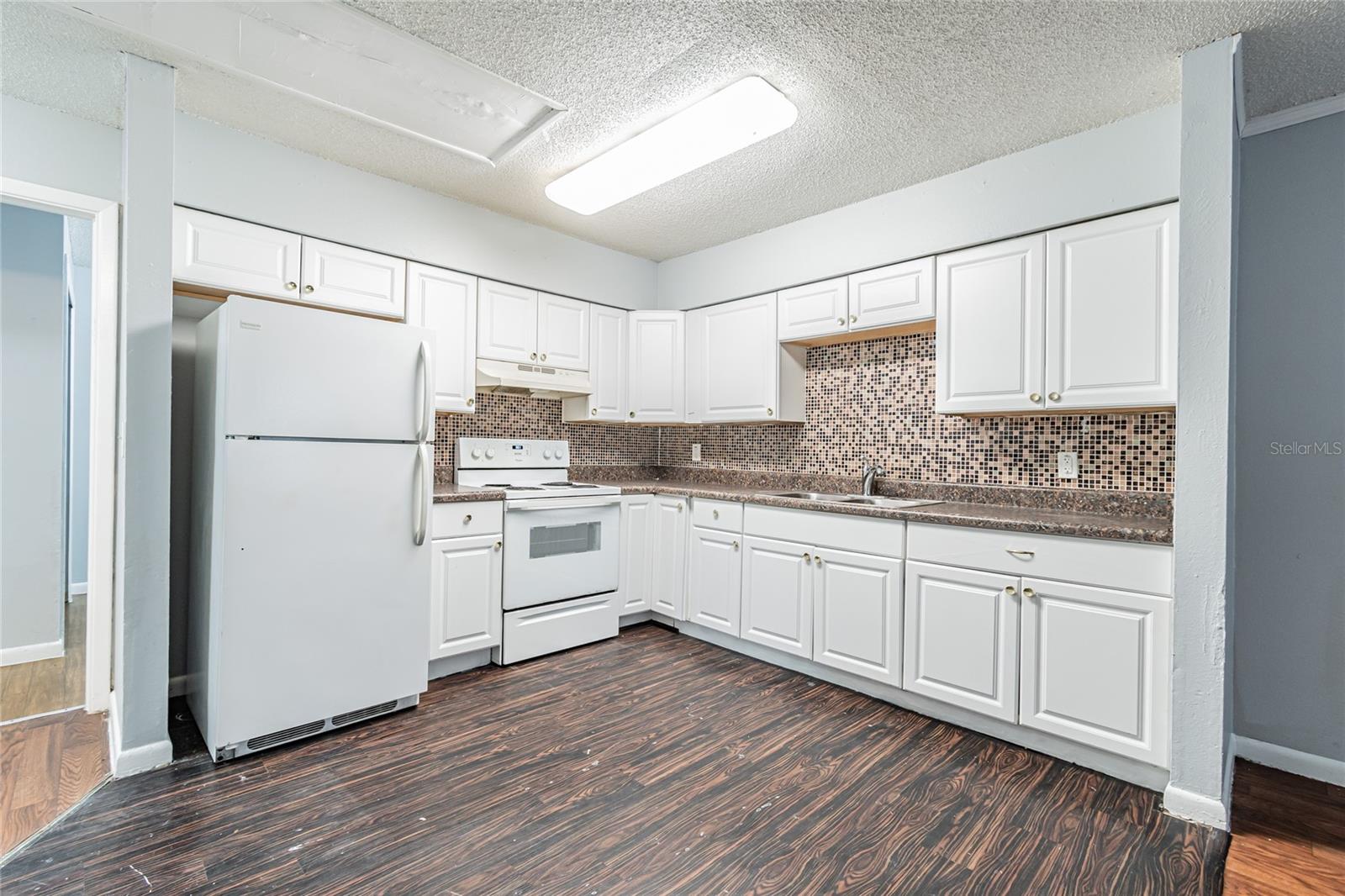 8206 N ELMER ST #B, TAMPA, FL, 33604