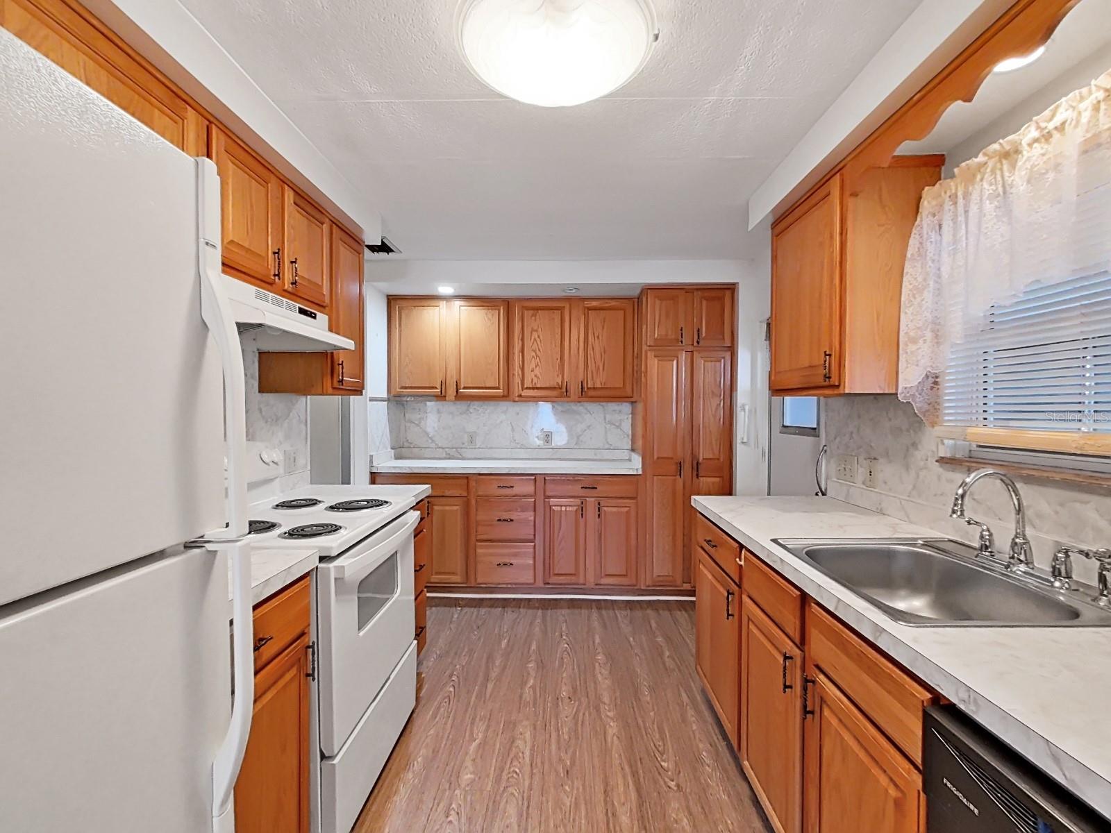 313 SAGO PALM ST, LARGO, FL, 33778