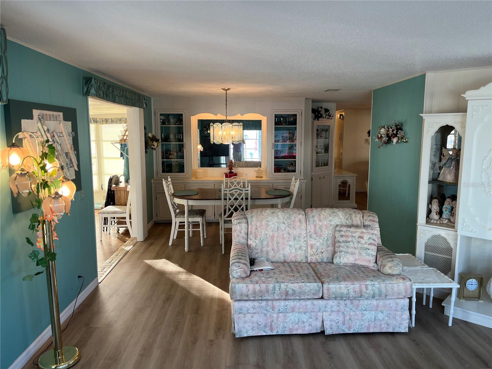 518 CERVINA DR N, VENICE, FL, 34285