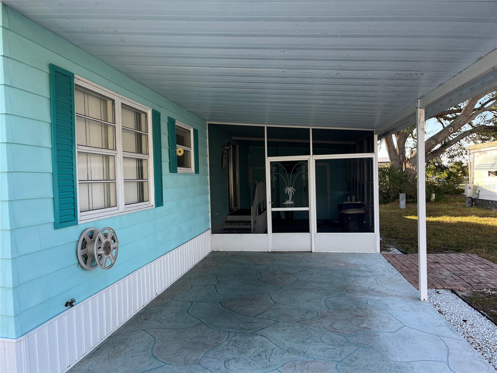 518 CERVINA DR N, VENICE, FL, 34285