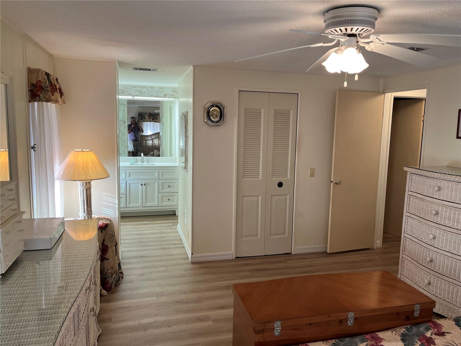 518 CERVINA DR N, VENICE, FL, 34285