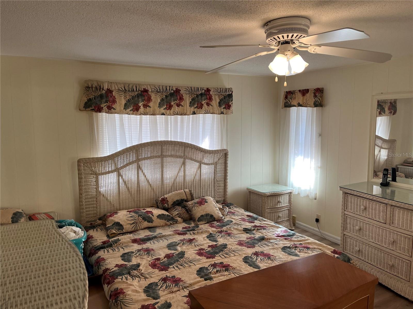 518 CERVINA DR N, VENICE, FL, 34285