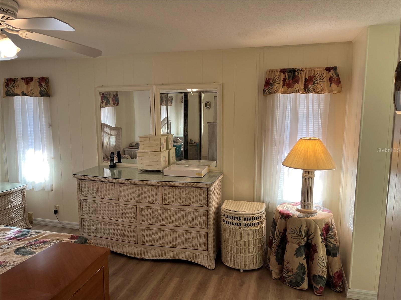 518 CERVINA DR N, VENICE, FL, 34285