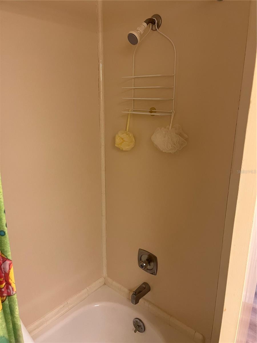 518 CERVINA DR N, VENICE, FL, 34285