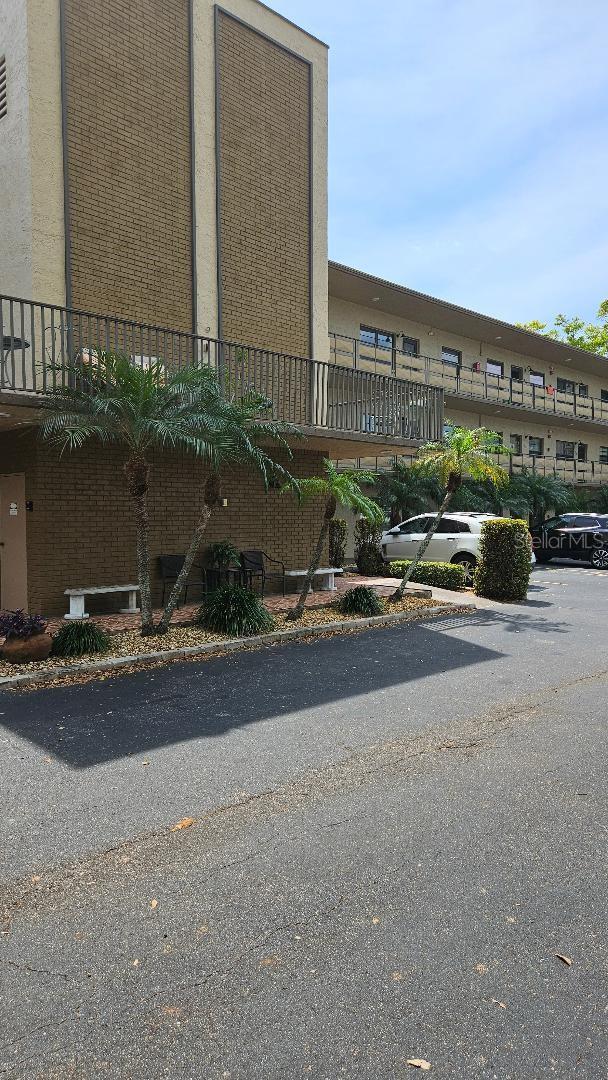 5975 TERRACE PARK DR N #102, ST PETERSBURG, FL, 33709