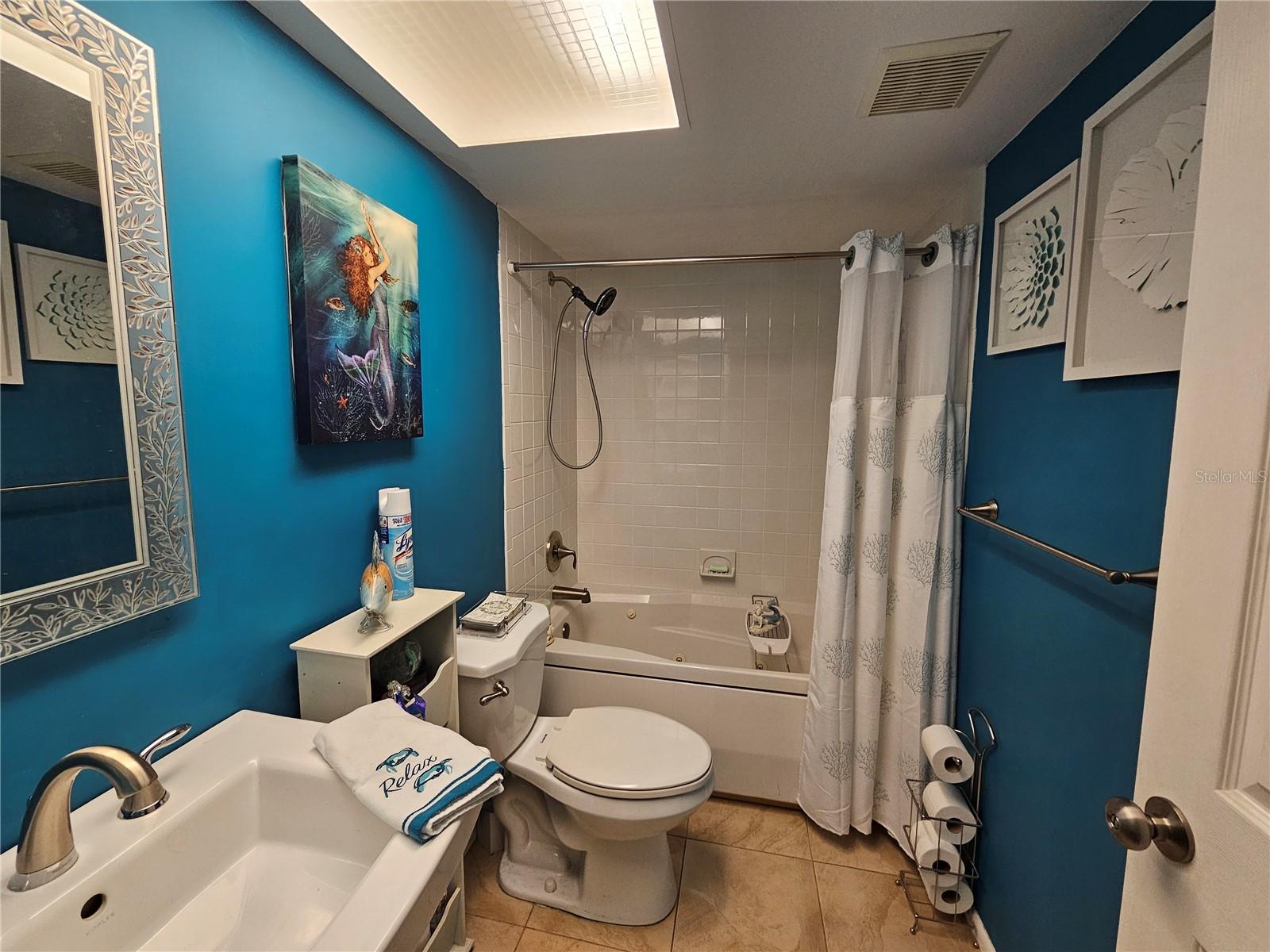 7711 INNIS CT, ST PETERSBURG, FL, 33709
