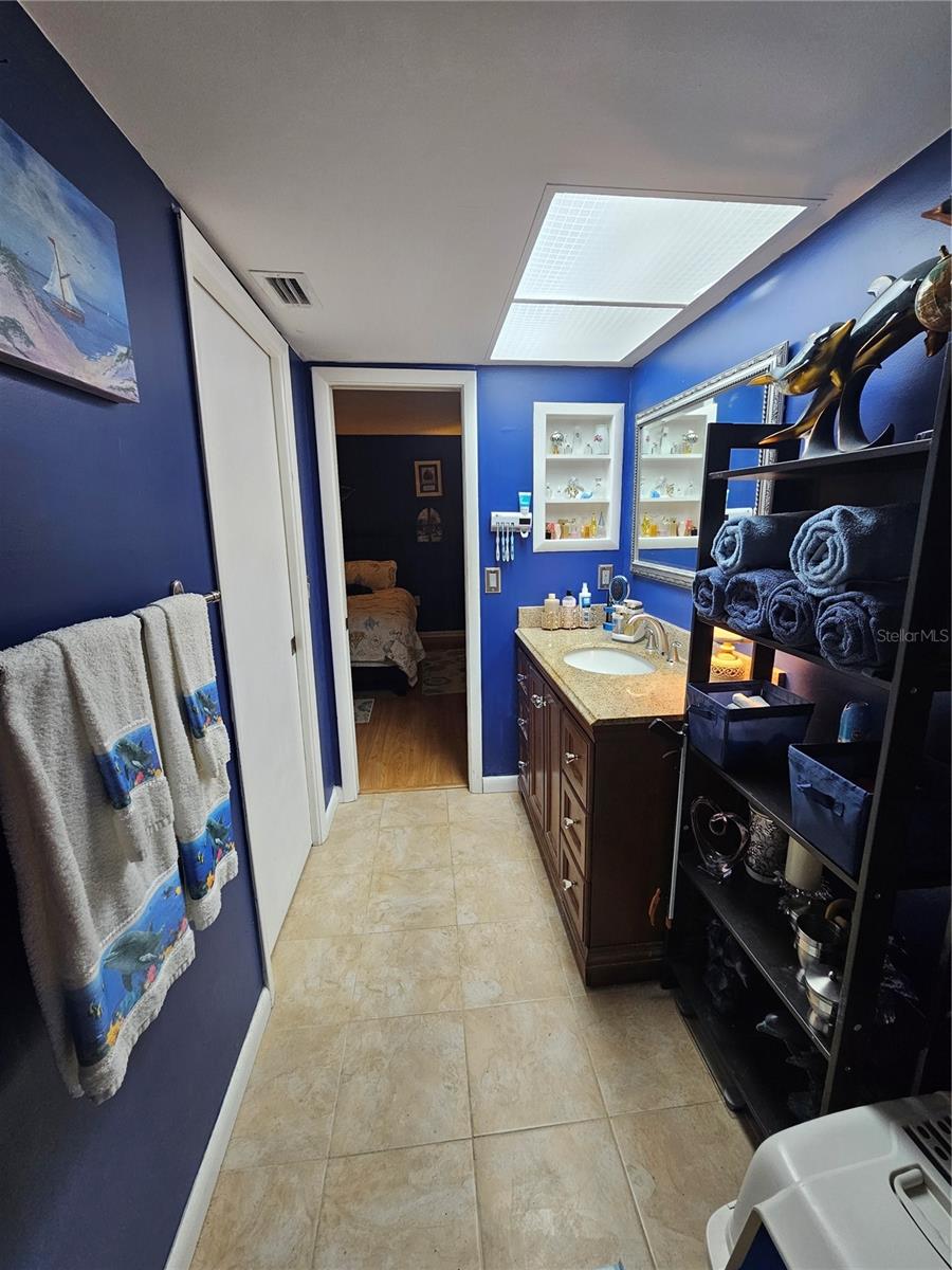 7711 INNIS CT, ST PETERSBURG, FL, 33709
