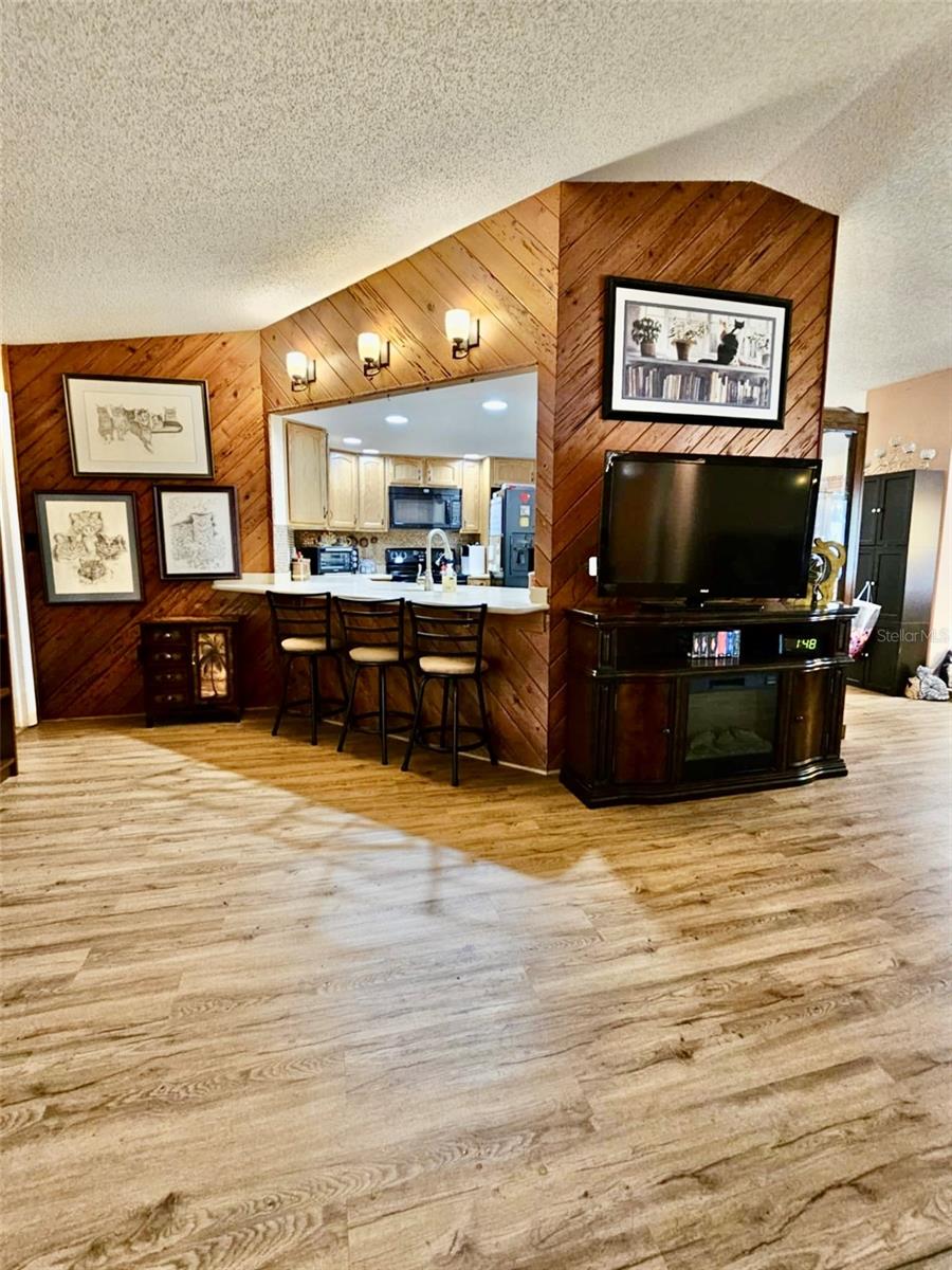 7711 INNIS CT, ST PETERSBURG, FL, 33709