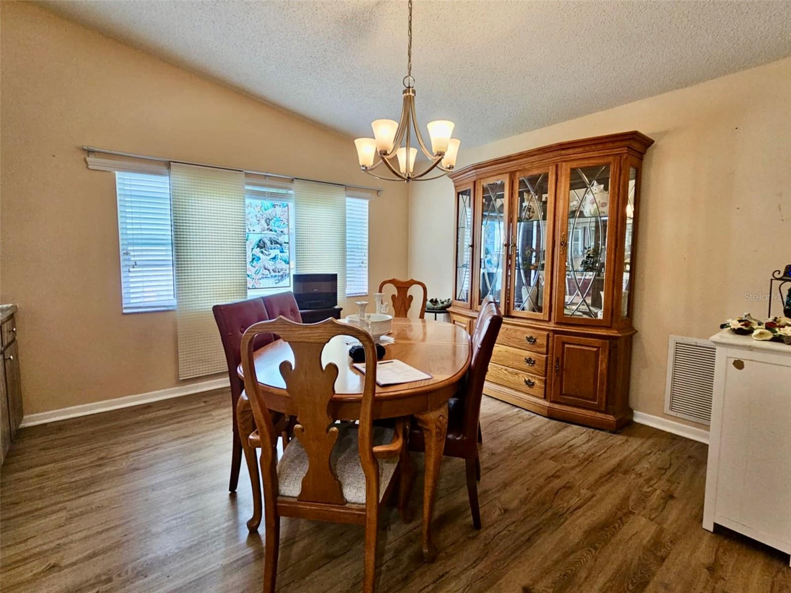 7711 INNIS CT, ST PETERSBURG, FL, 33709