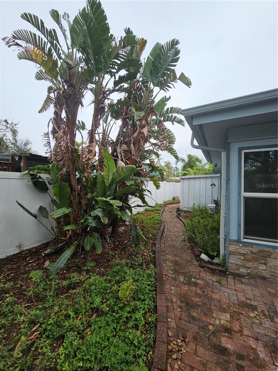 7711 INNIS CT, ST PETERSBURG, FL, 33709