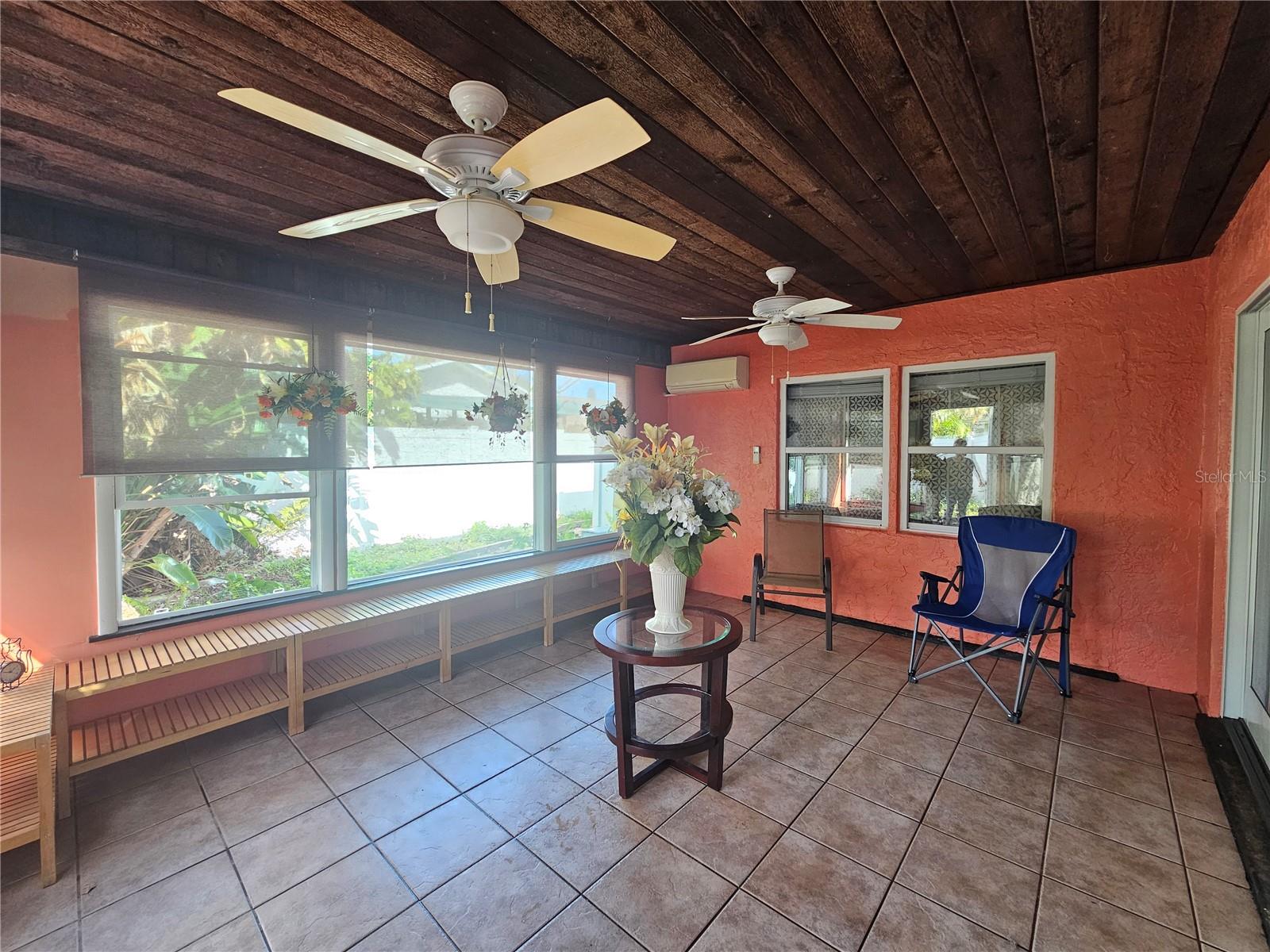 7711 INNIS CT, ST PETERSBURG, FL, 33709