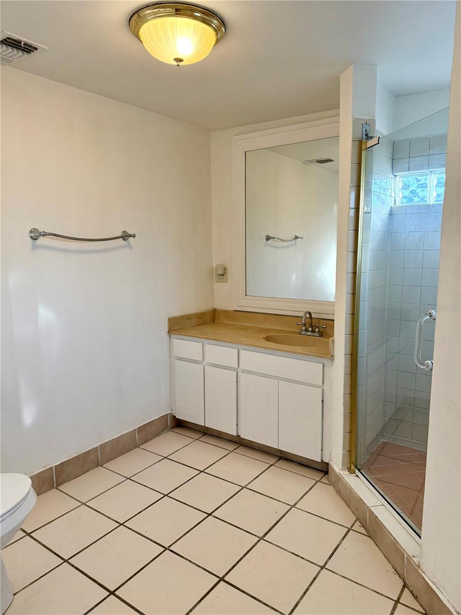 704 GASPARINO CT, SEFFNER, FL, 33584