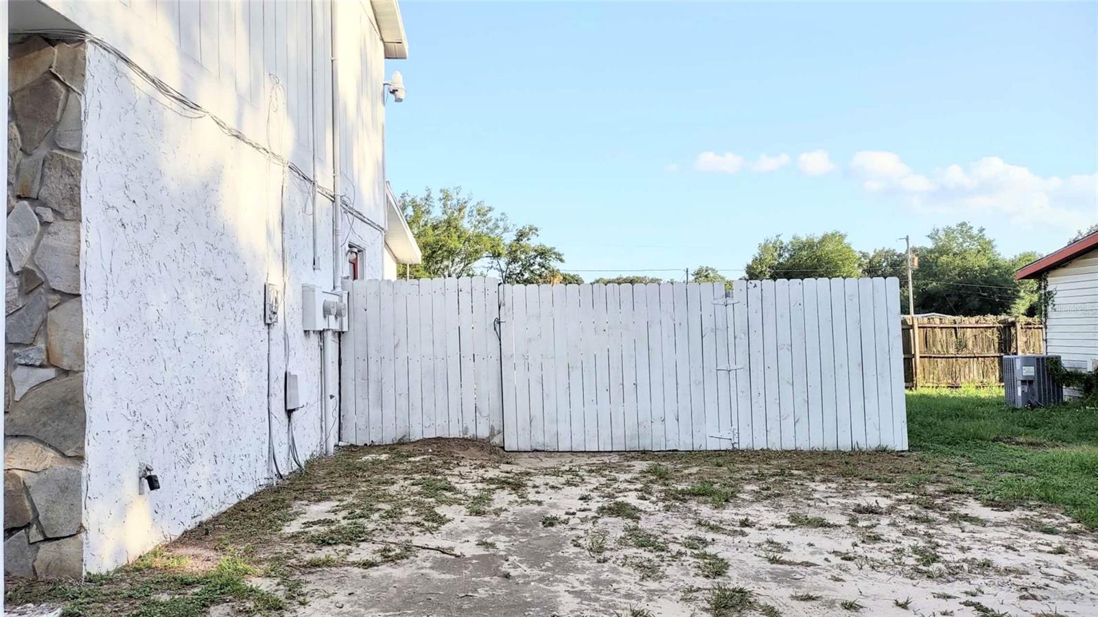 704 GASPARINO CT, SEFFNER, FL, 33584