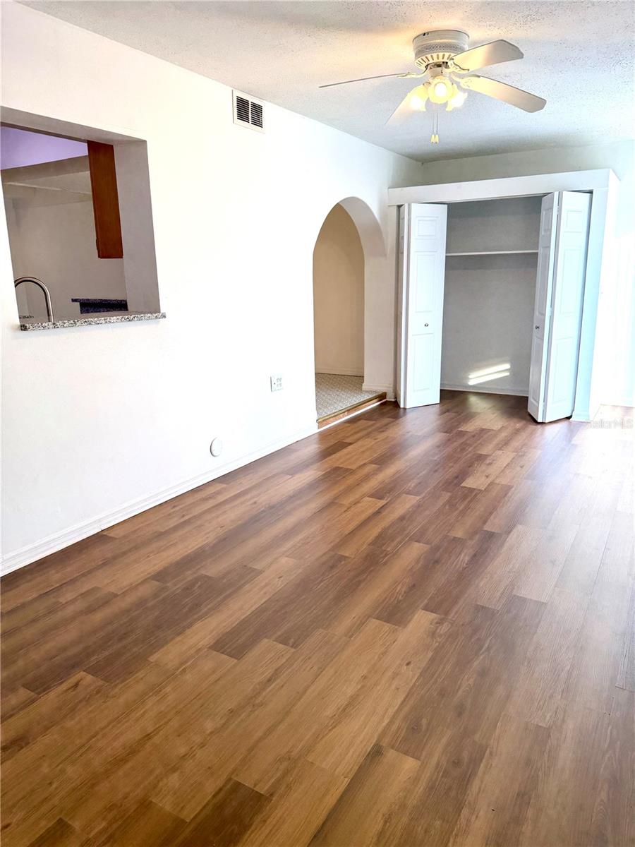 704 GASPARINO CT, SEFFNER, FL, 33584