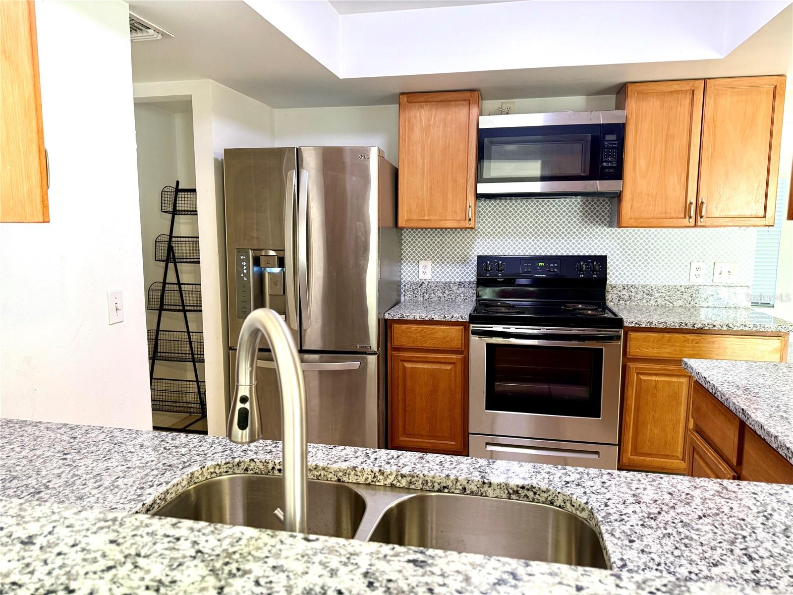 704 GASPARINO CT, SEFFNER, FL, 33584