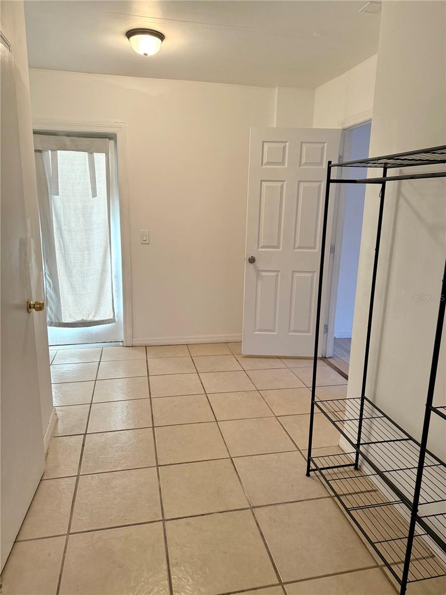 704 GASPARINO CT, SEFFNER, FL, 33584