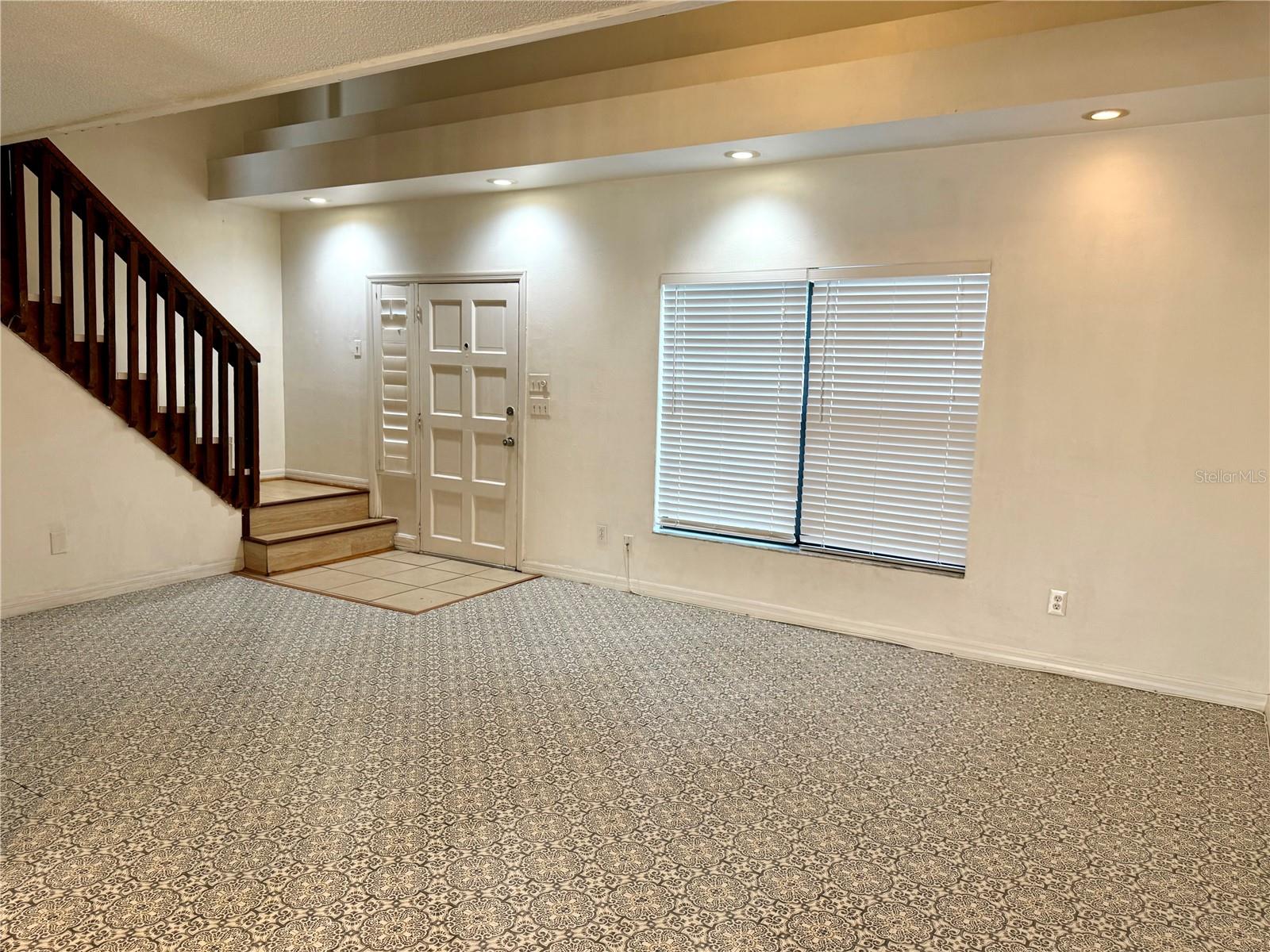 704 GASPARINO CT, SEFFNER, FL, 33584