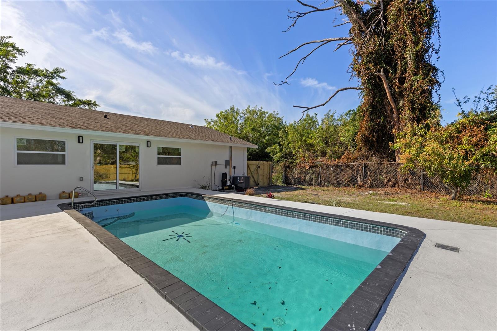22352 BUFFALO AVE, PORT CHARLOTTE, FL, 33952