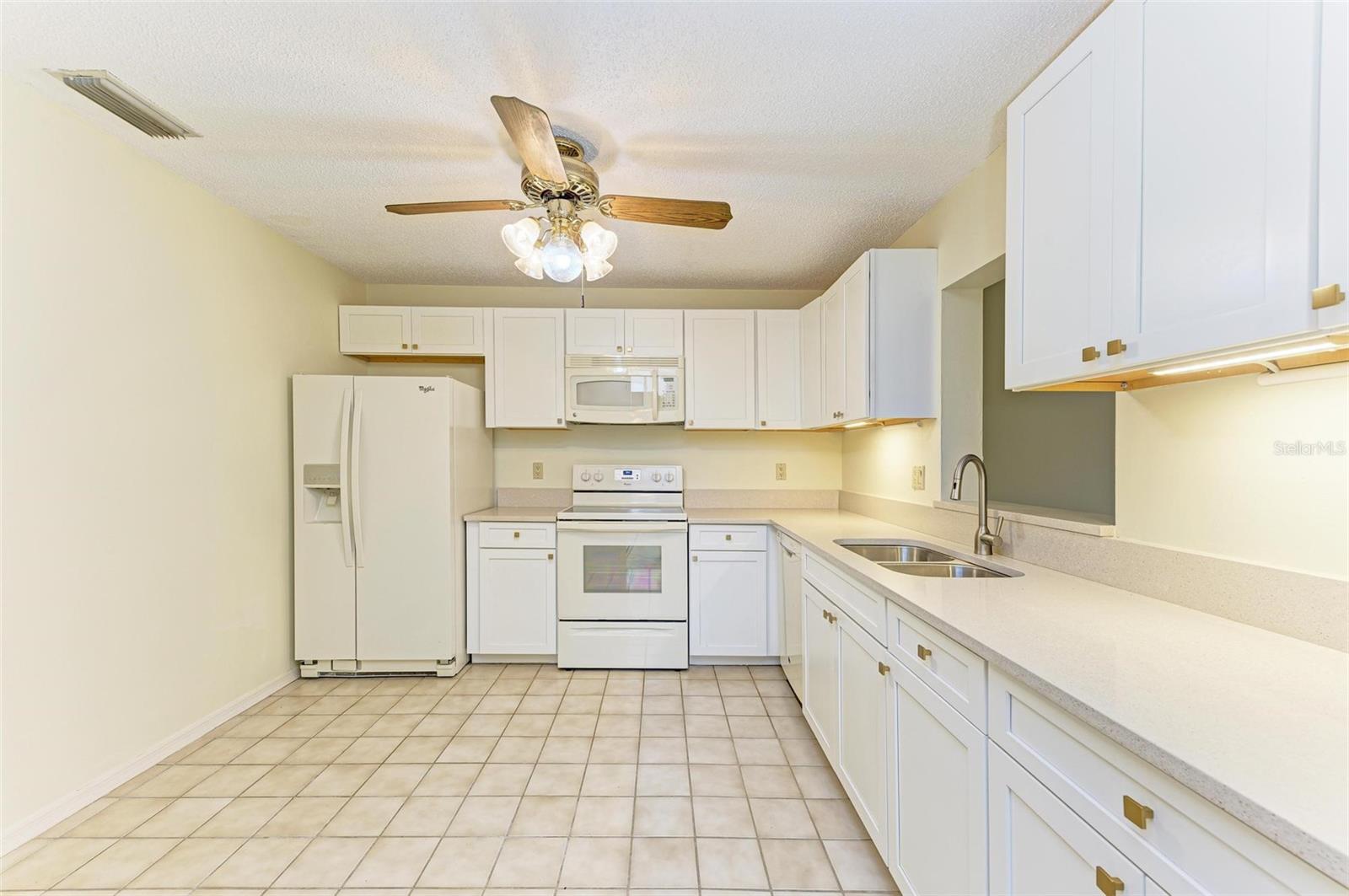 5612 ASHTON LAKE DR #5612, SARASOTA, FL, 34231